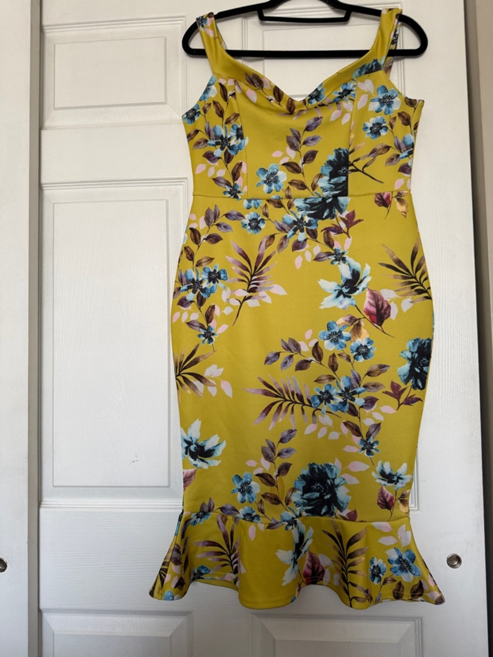 Boohoo Yellow Floral Scoop Neck Midi Dress